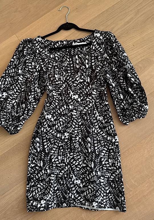 Vestiti: Kurzes Kleid S/36  – Usato da Steinhausen venduto da inmumi