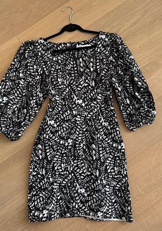 Kurzes Kleid S/36 