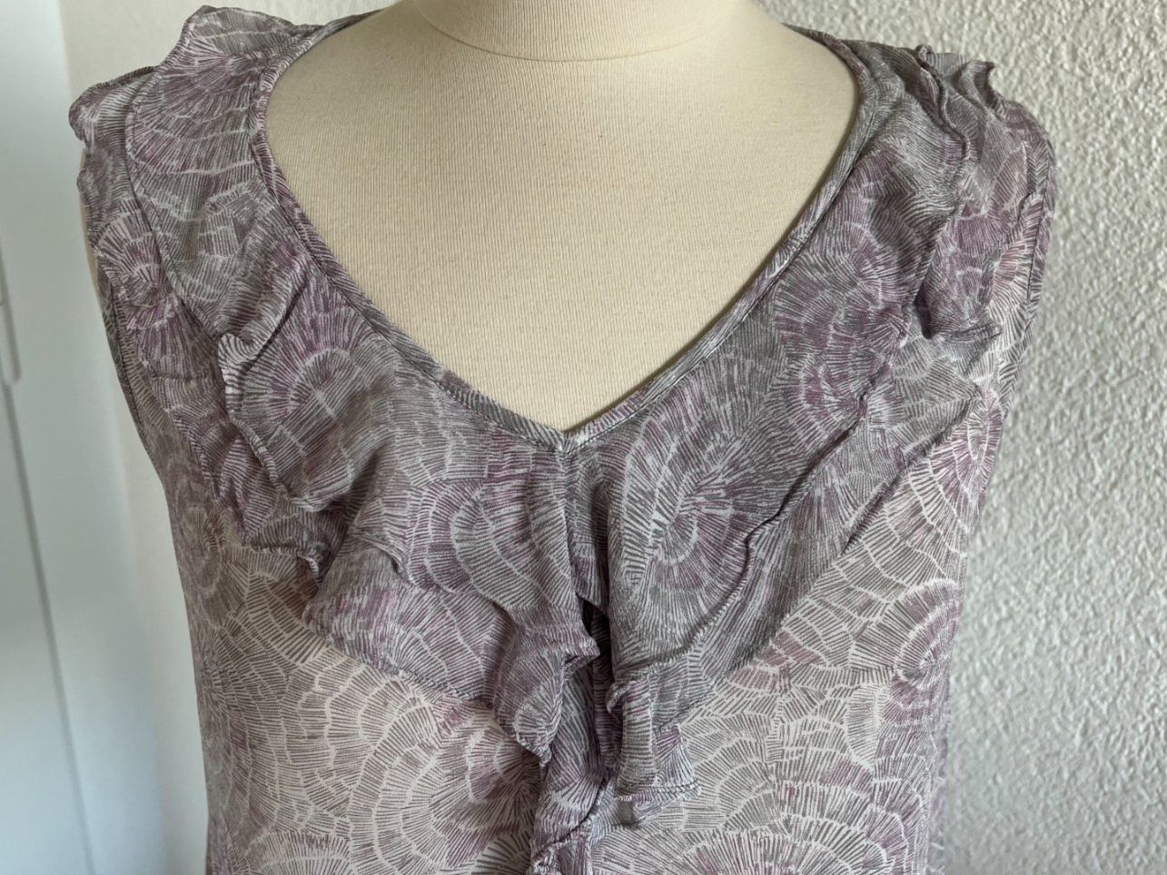 Nile Camicette: NILE Damen Bluse, Gr. S, Grau/Lila – Usato da Worb venduto da farben20zauber 1