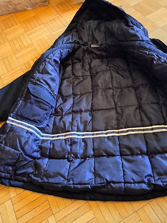 Giacche: Veste d hivers – Usato da La Chaux-de-Fonds venduto da atipik 1