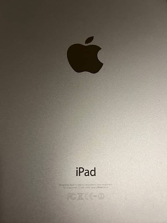 Tablet PC: iPad Air / 64 GB WiFi + Cellular – Gebraucht aus Bern von drn_82fy 2