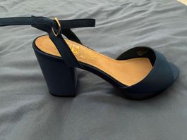 Sandales bleues à talon bloc taille 38 état neuf wide fittin