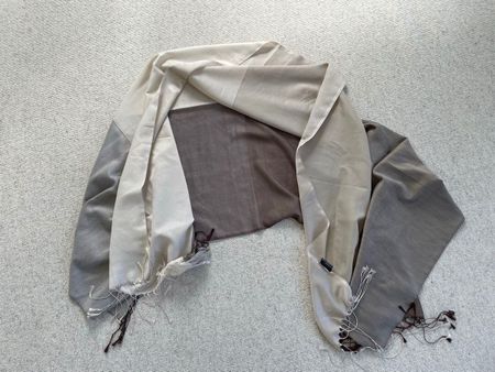 Seidenschal Unisex 70x180 ohne Fransen gemessen