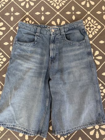 Jeansshorts Bershka Denim Grösse 38 neuwertig🚨