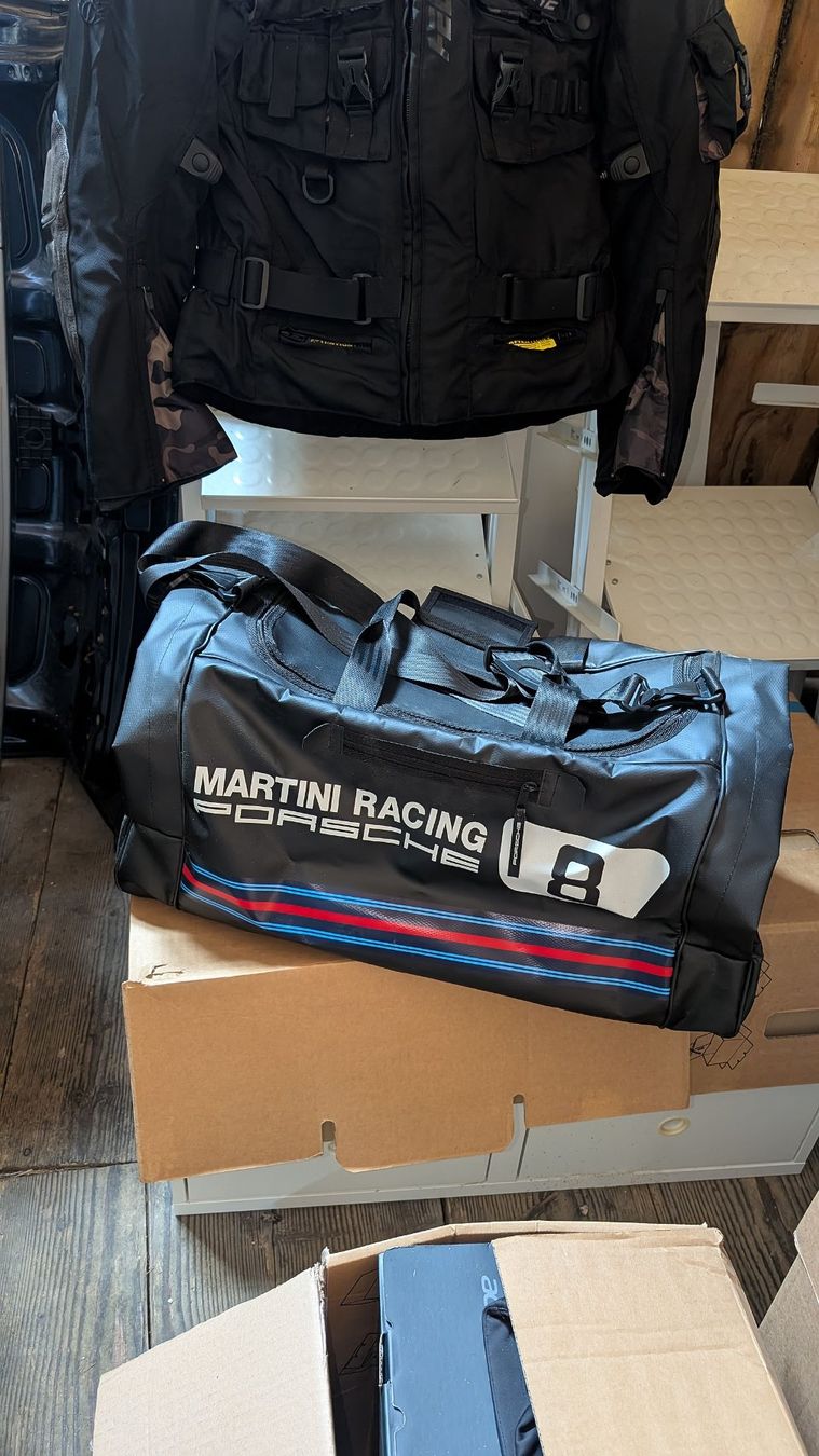Taschen: Porsche Martini Racing Sporttasche "neu" – Neu (gemäss Beschreibung) aus Ormalingen von horch_mal 1