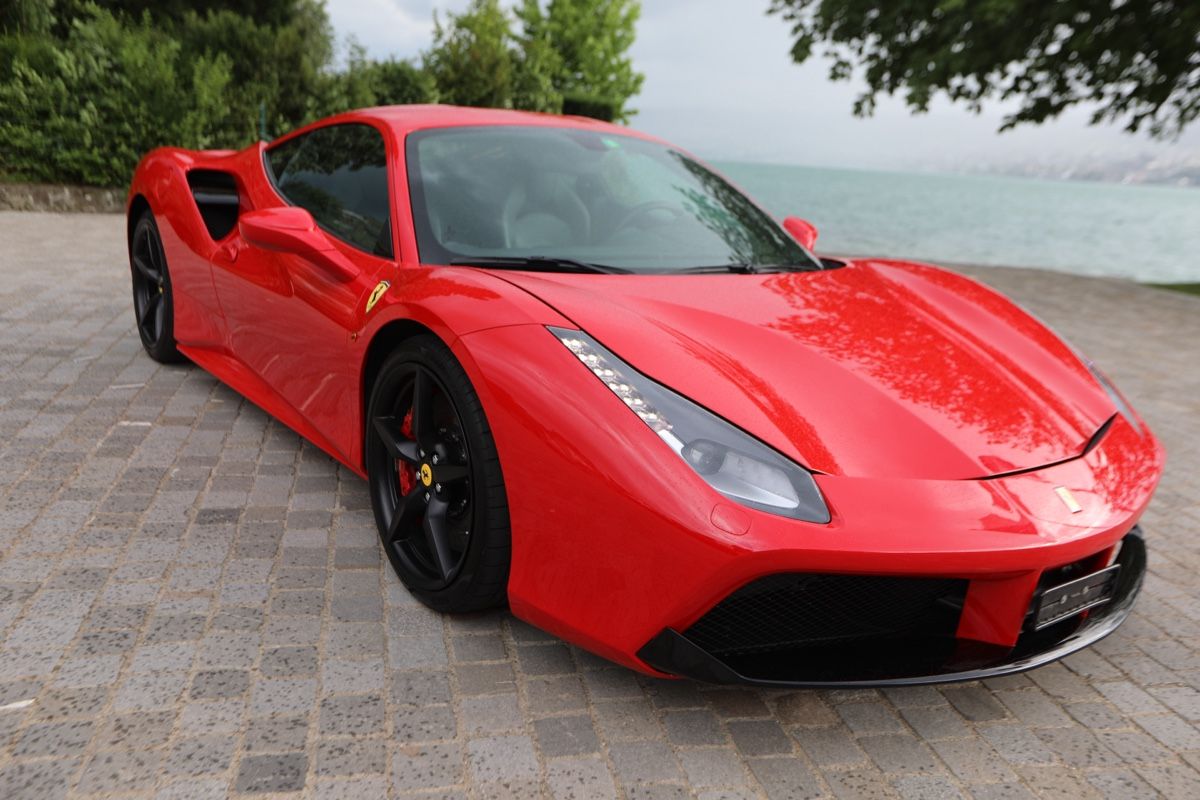 Ferrari Automobili: Ferrari 488 GTB, Top Zustand – Usato da Luzern venduto da Christian-07