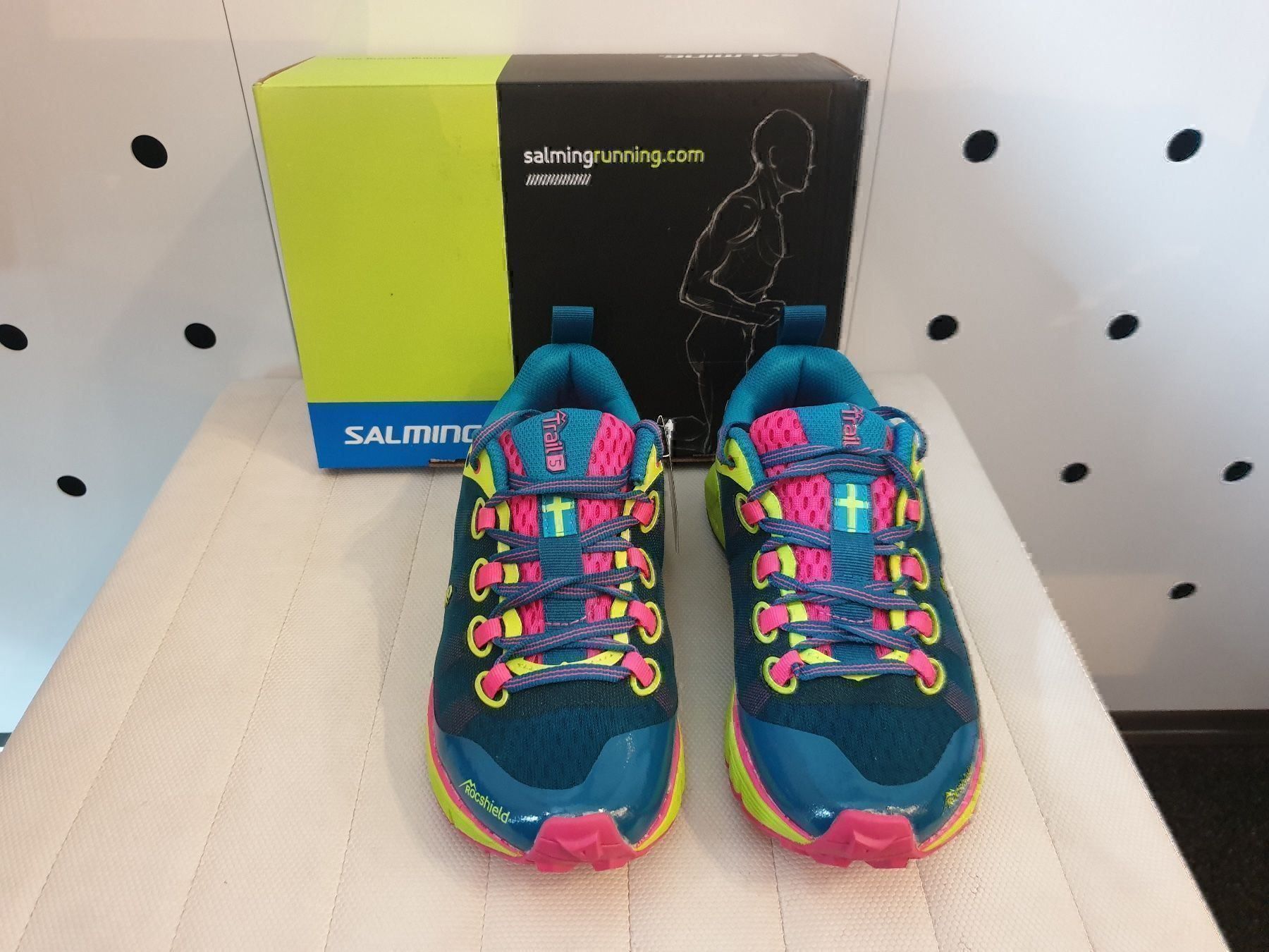 Damenschuhe: SALMING TRAIL 5       Gr. 36 2/3 / 23 cm – Neu und originalverpackt aus Zürich von LIQUIDATOR.CP 1