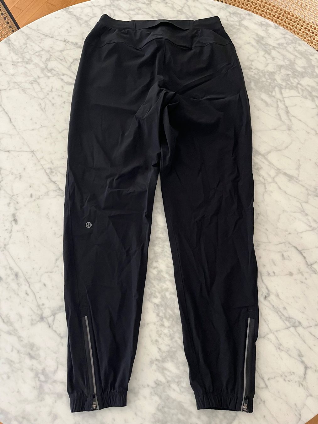 Lululemon Pantaloni: Lululemon Jogger S – Usato da Wetzikon ZH venduto da MW.S 1