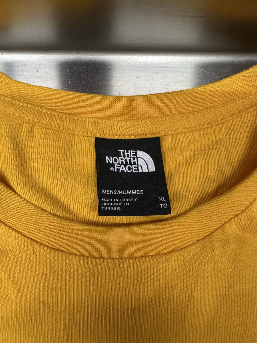 T-Shirts: The North Face T-Shirt gelb – Gebraucht aus Schwende von weesli 1