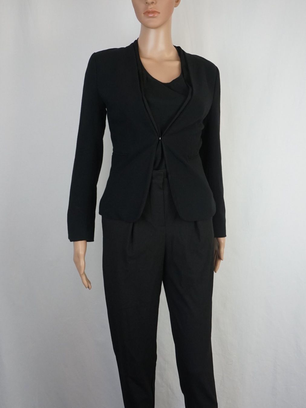 Only Lotti di vestiti: Blazer Set Schwarz – Usato da Pratteln venduto da Restwert_Pratteln