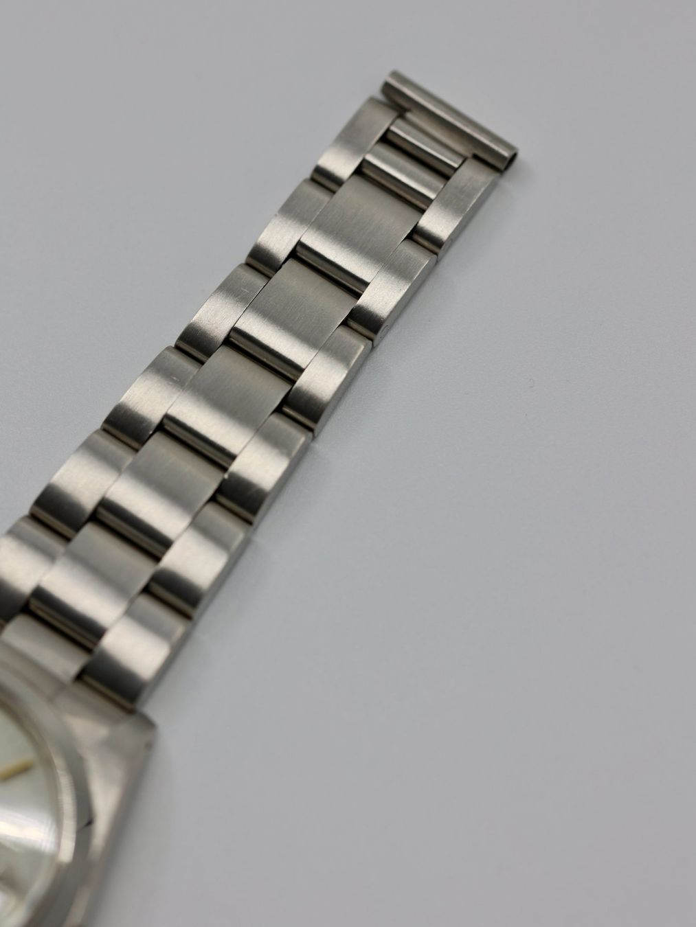 Rolex Orologi: Rolex Oysterdate 6694 – Usato da Zürich venduto da Lazulivintagewatches 4