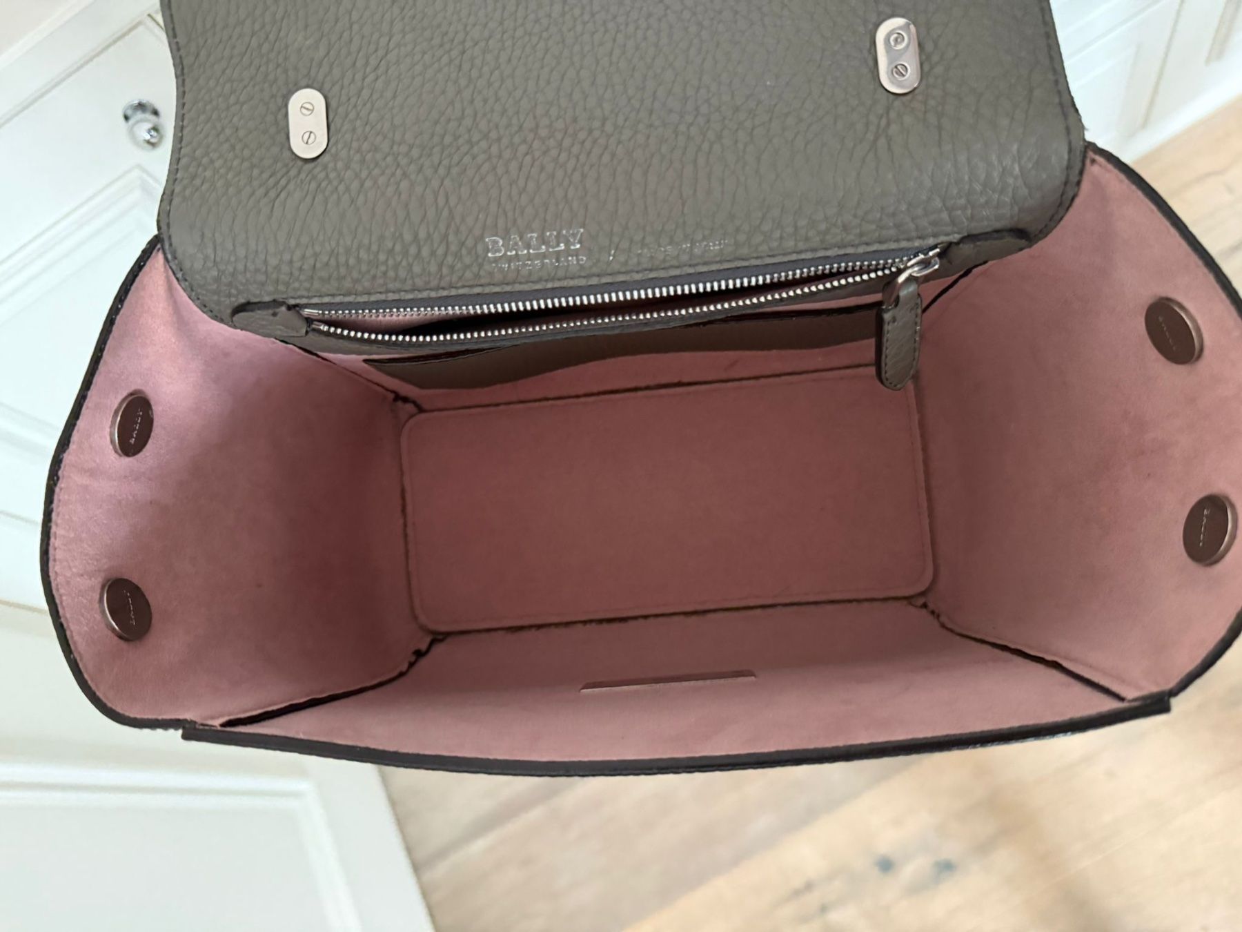Bally Borse da donna: Bally Bag B-Turn Medium – Usato da Zürich venduto da Flow343 7