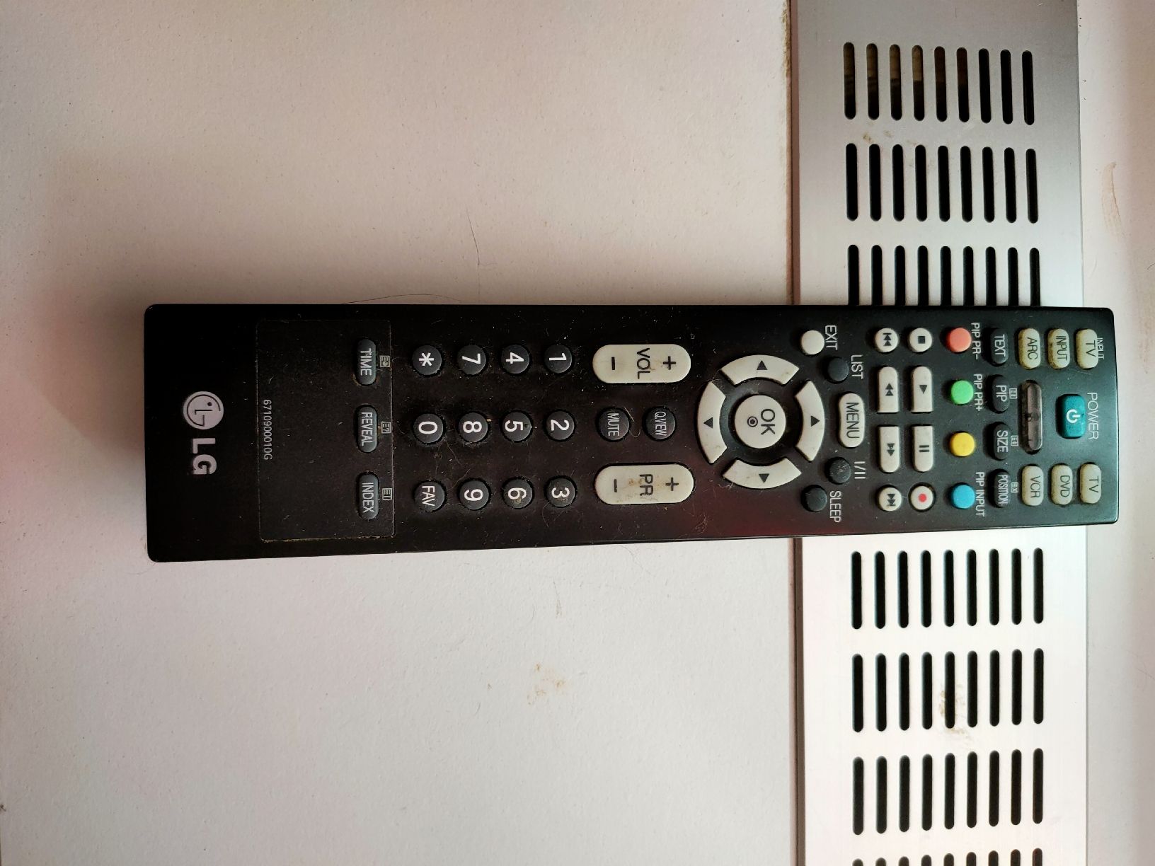 Appareils TV: TV Flachbildschirm wenig gebraucht  – D'occasion à Menziken par Dragon-Fuchur 3