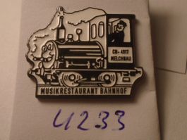 1 Pin Musikrestaurant Bahnhof Melchnau Lokomotive (U233)