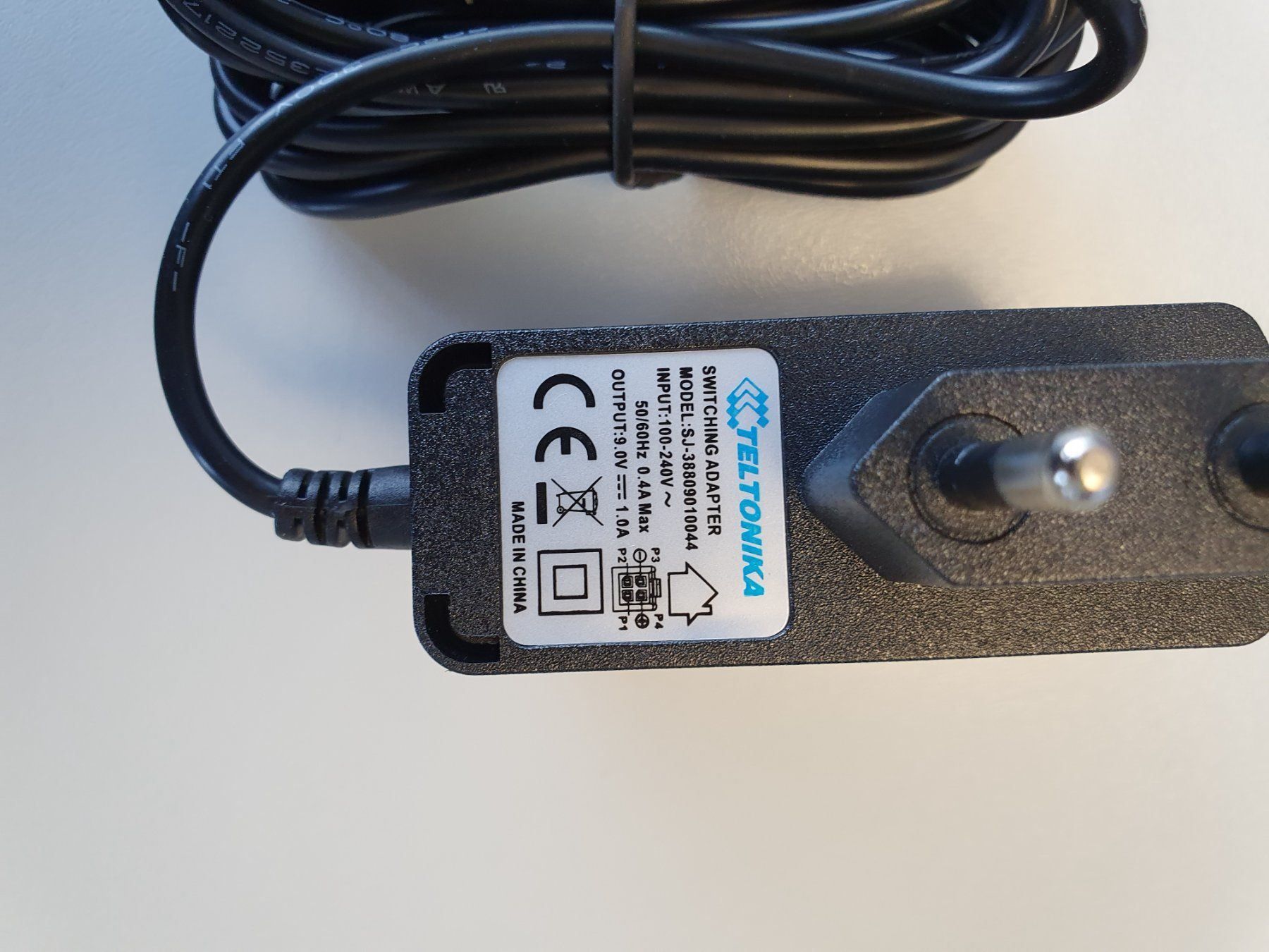 Unità & Adattatore: Teltonika Adater 100-240VAC  - 9VDC 1.0A – Nuovo (secondo la descrizione) da Löhningen venduto da freezerch 1