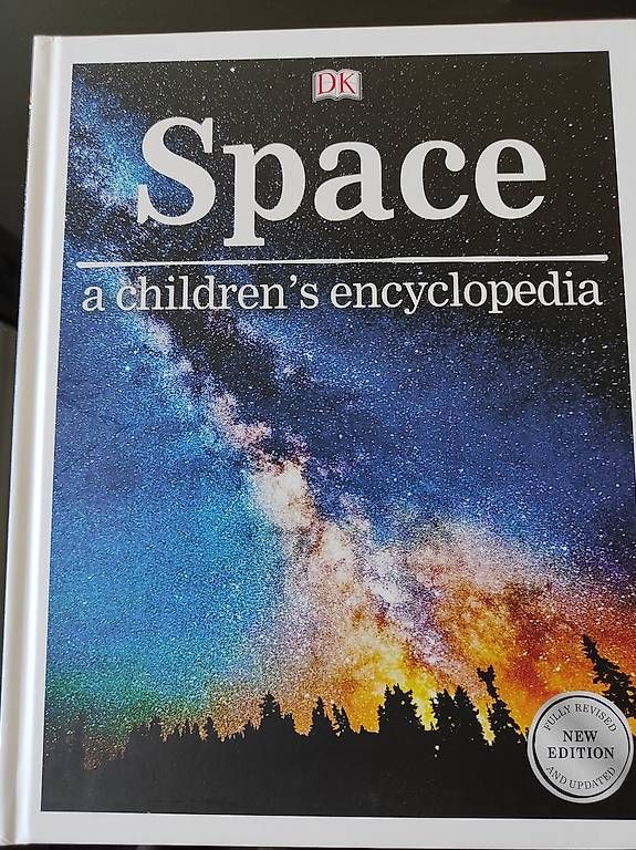 Libri: Space Neu Buch – Nuovo (secondo la descrizione) da Trimbach venduto da lysy507777