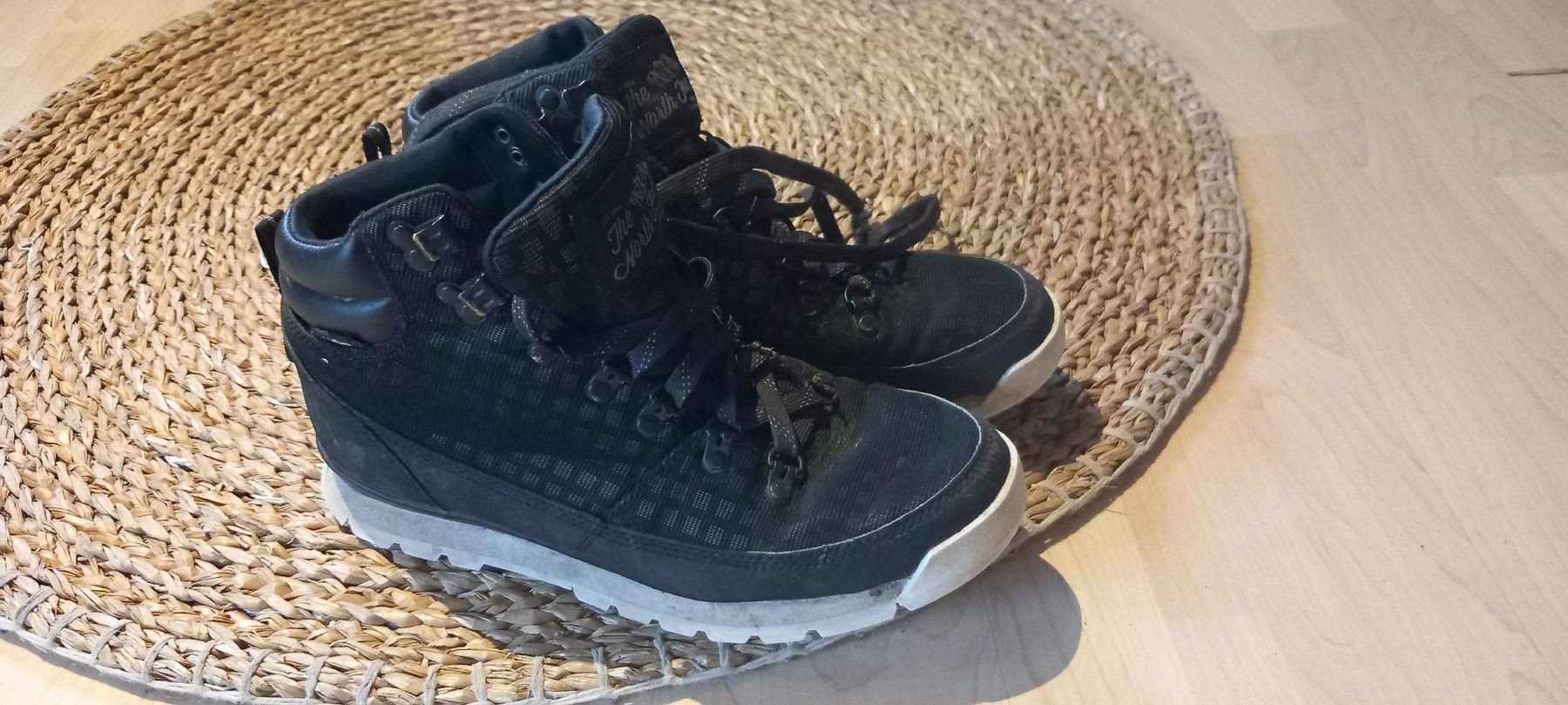 North Face Scarpe da uomo: The North Face Schuhe Gr. 40,5 – Usato da Rebstein venduto da bestforyou