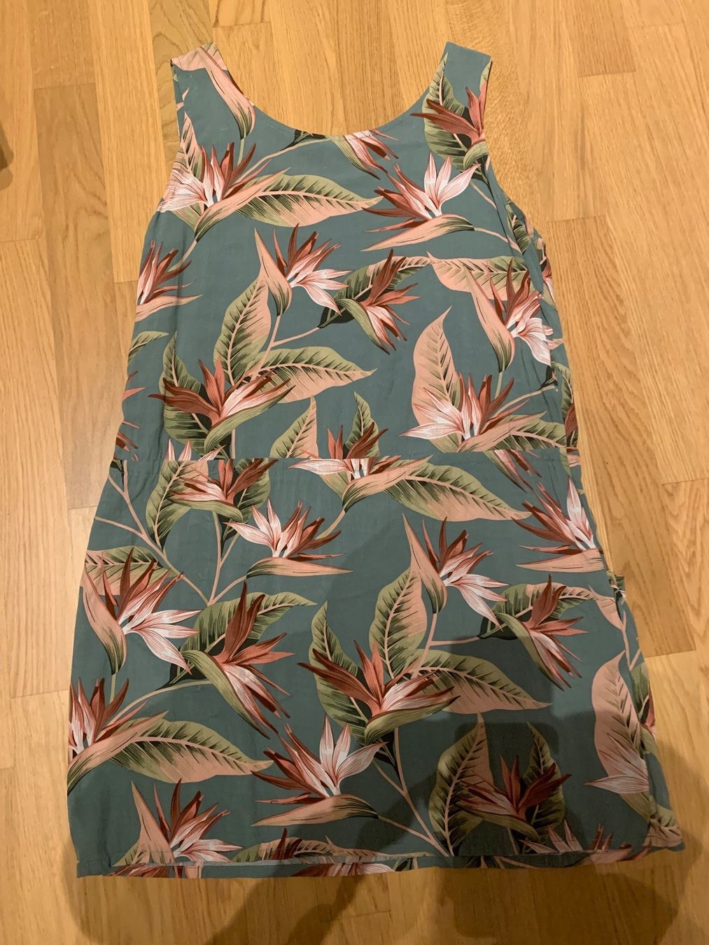 Vestiti: Sommerkleid Grösse L – Nuovo (secondo la descrizione) da Sisseln AG venduto da Baslerin1981 1