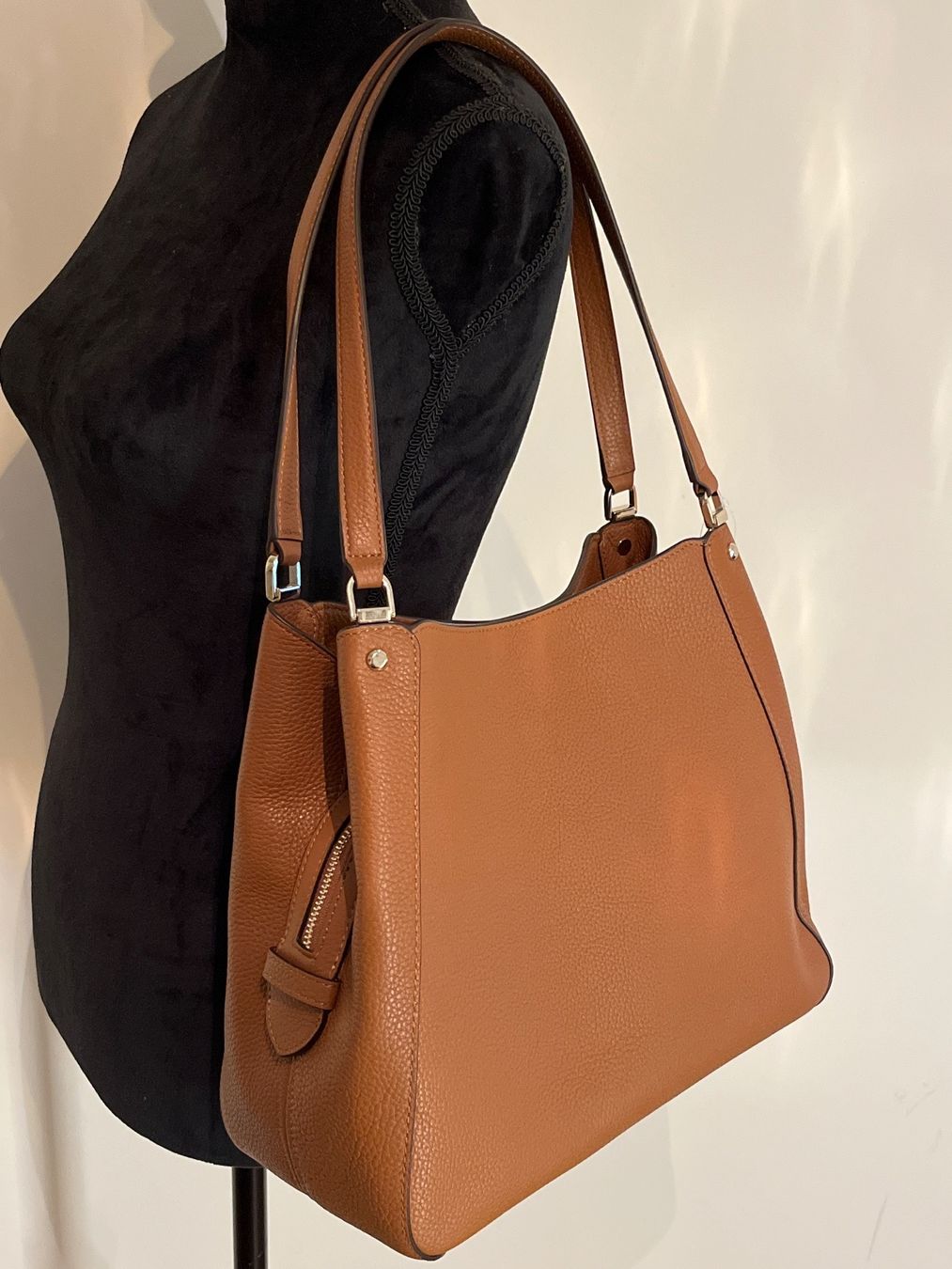 Kate Spade Borse da donna: Kate Spade - Medium Triple Compartment Bag, Warm Gingerbread – Nuovo (secondo la descrizione) da Luzern venduto da Jiggy_8898 4