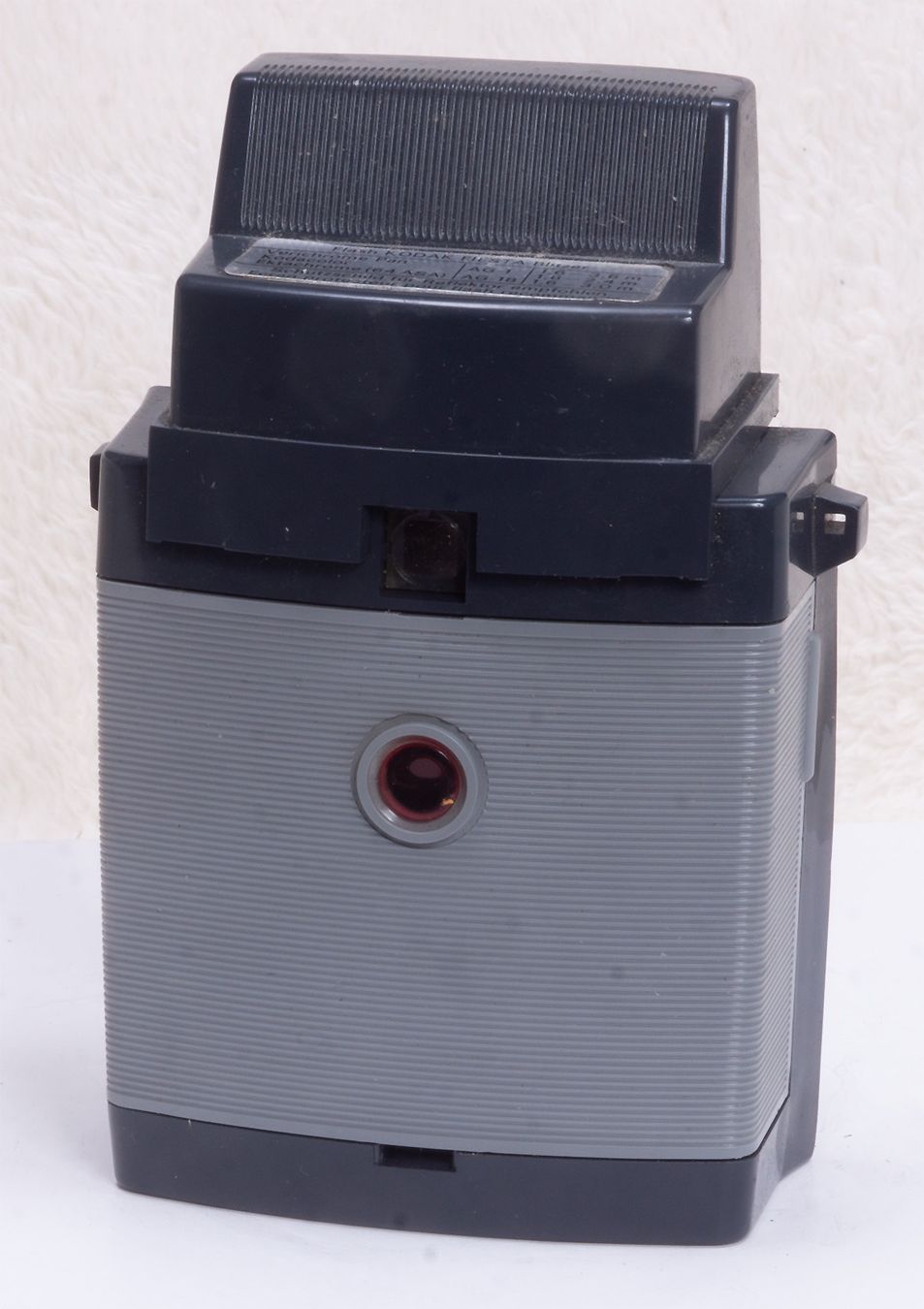 Kodak Fotocamera: Kodak BROWNIE FIESTA CAMERA Blitzer – Usato da Zürich venduto da phueni 3
