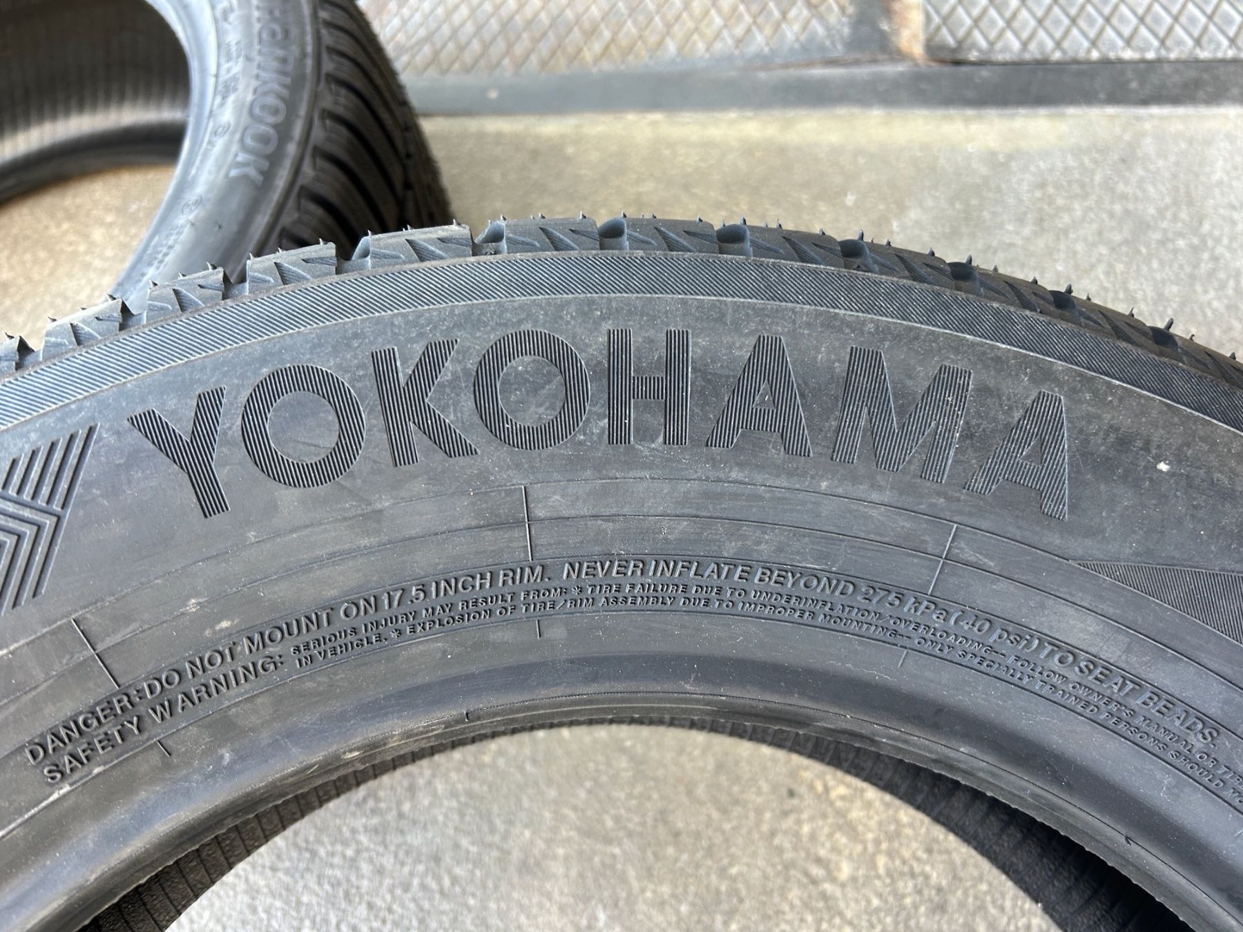 Pneus & Kompletträder: ||•  225/ 65 R17, YOKOHAMA - 1 Stück /144s – Neu und originalverpackt aus Zürich von LUIS-B 1