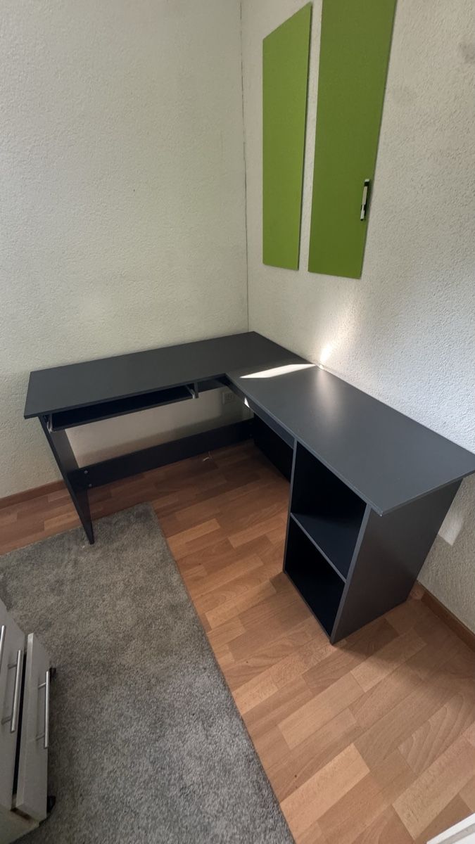 Bureaux: Bürotiscu – D'occasion à Gossau SG par lev_bxh5