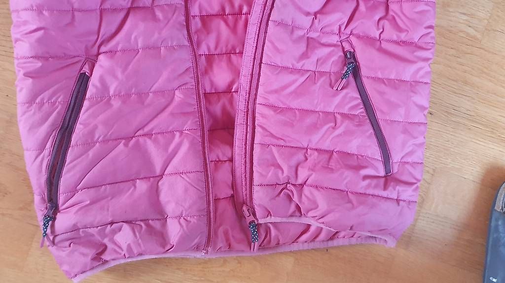 Giacche & Cappotti: Jack Wolfskin Jacke Grösse 152 – Usato da Niederwangen b. Bern venduto da thurncaro 2
