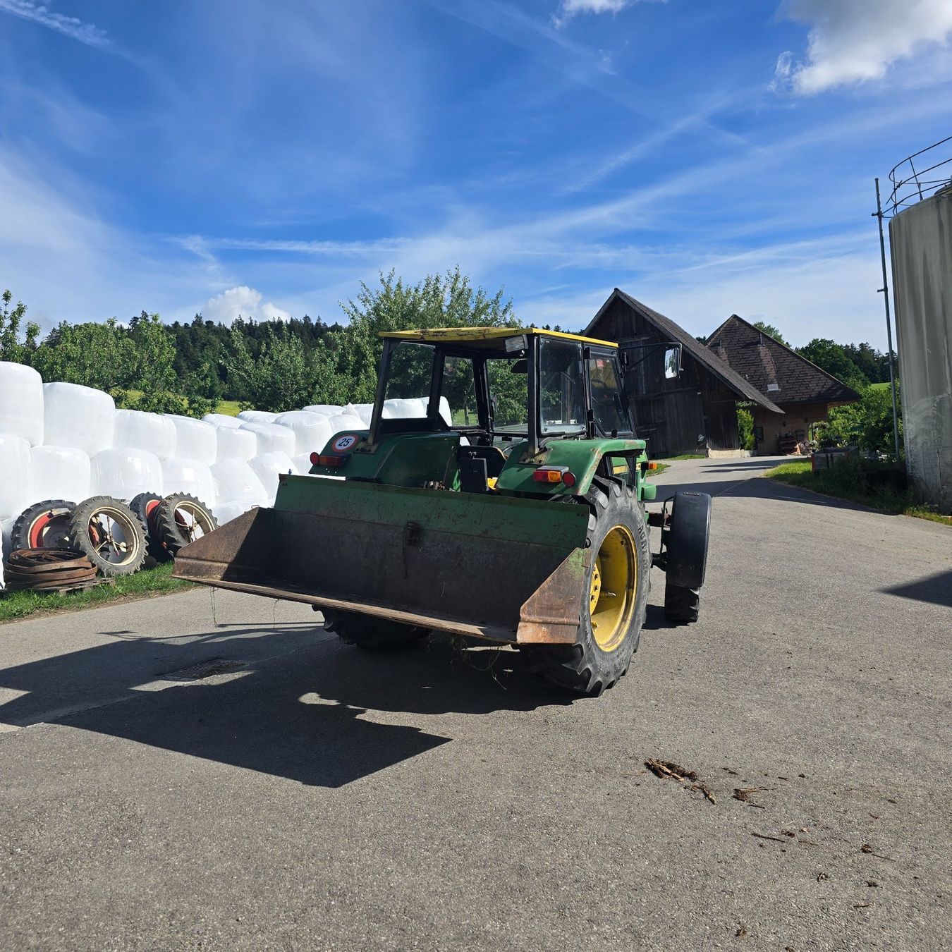 John Deere Trattori: John Deere 1640 – Usato da Dürrenroth venduto da reikien 3