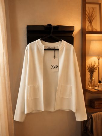 Stylish Zara Cardigan White Knitwear S New