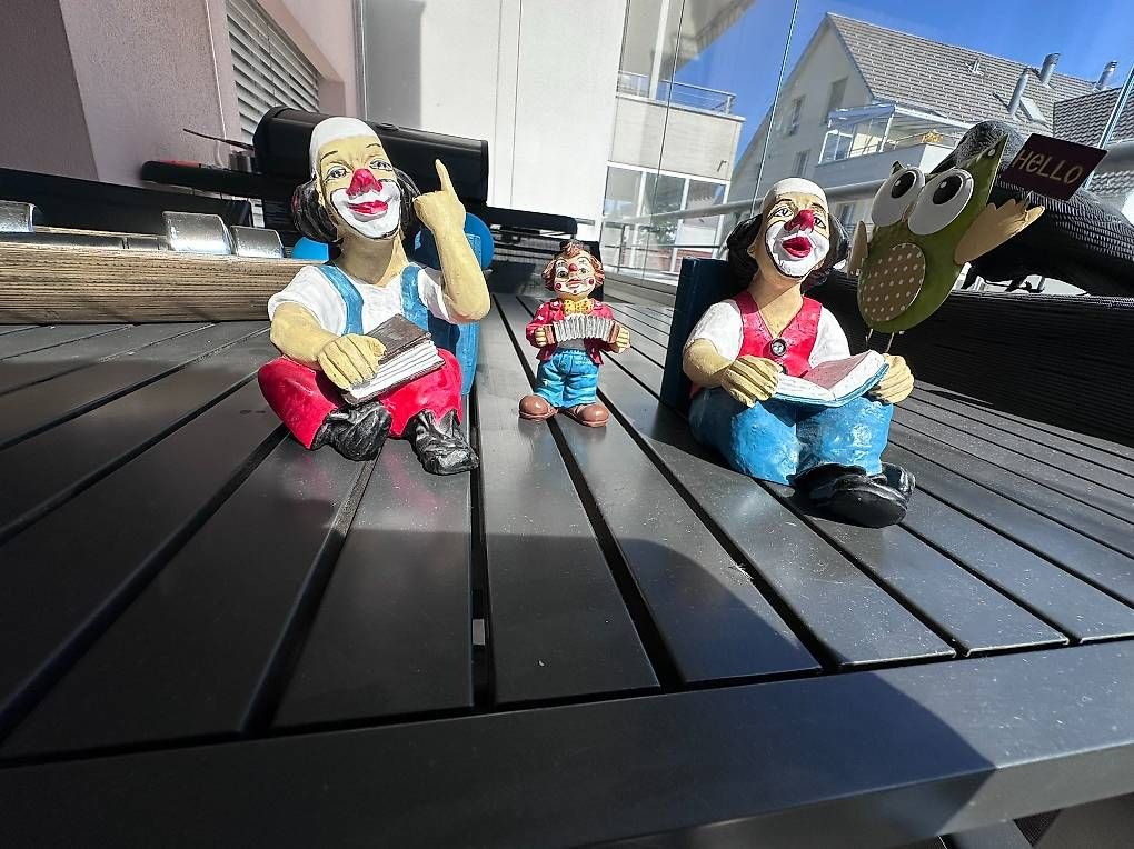 Figuren: 2 Clown Buchhalter & 1 kleiner dazu – Gebraucht aus Volketswil von T__J