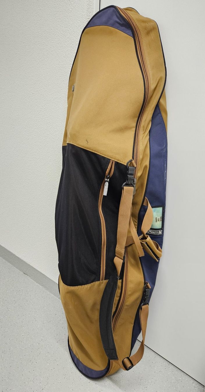Tavole da surf e di nuoto: Wakeboard Liquid Force, Bag und Handschuhe Fr. 179.- – Usato da Kleindöttingen venduto da Ballu33 7
