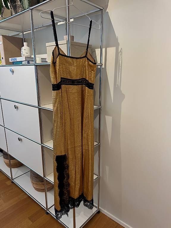 Gucci Vestiti: GUCCI DRESS GOLD – Usato da Schwyz venduto da bofb 5