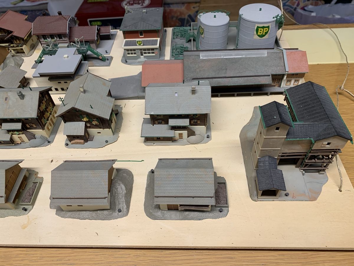 Modelleisenbahnen: Spur z Häuser gebraucht – Gebraucht aus Winden von EmilNeu 5