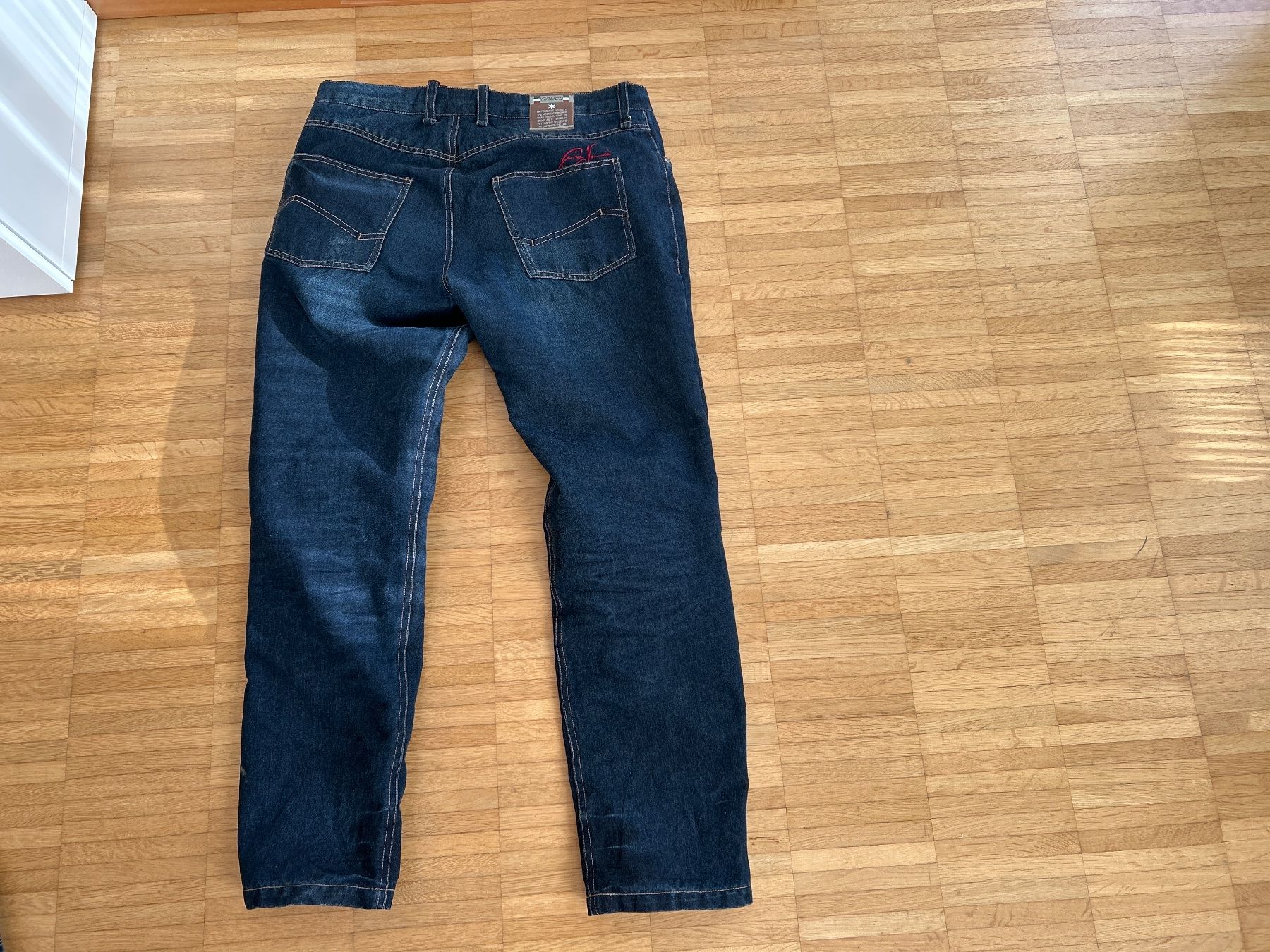 Vanucci Lotti di vestiti: Motorrad Bekleidung Jeans – Usato da Schwerzenbach venduto da Thoeny1 5