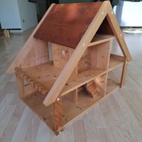 Puppenhaus aus Holz der Marke Pastorini