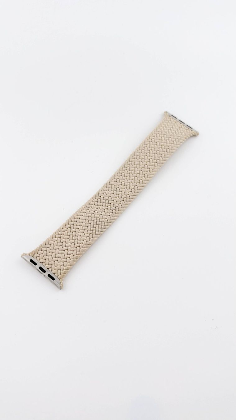 Apple Smartwatch: Apple Watch Armband Solo Loop Size 6 45mm – Usato da Fribourg venduto da SebDelCH 3