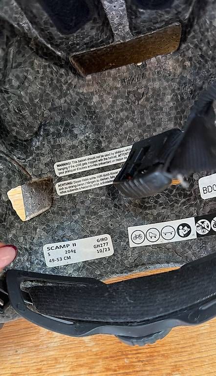 Caschi: Giro Kindervelohelm Unfallfrei – Usato da Bern venduto da sshueli 2