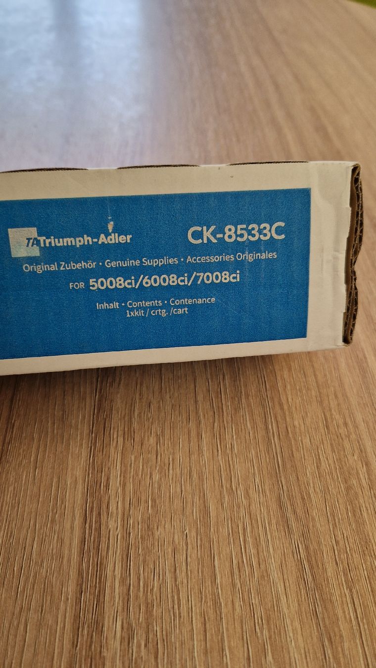 Cartucce per stampanti & toner: Toner Cyan Triumph Adler – Nuovo e nell'imballaggio originale da Wettingen venduto da Diphtong 1