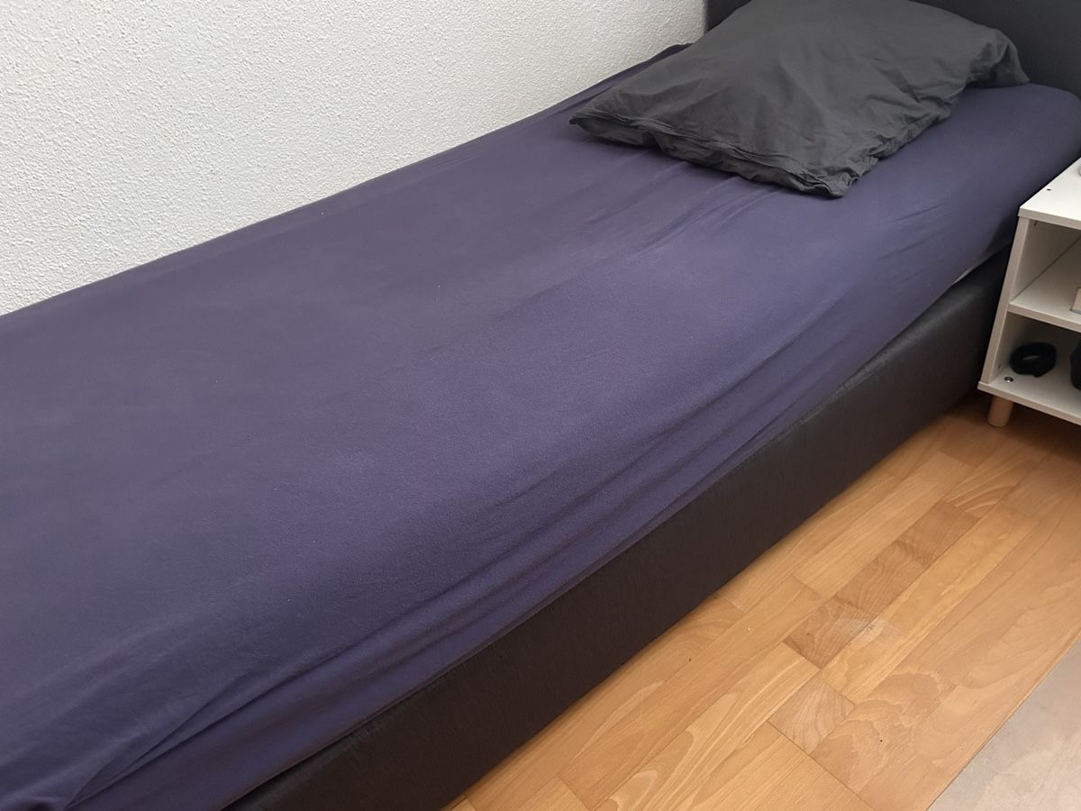 Lits: Boxspringbett 90x200 – D'occasion à Zürich par viv75 1