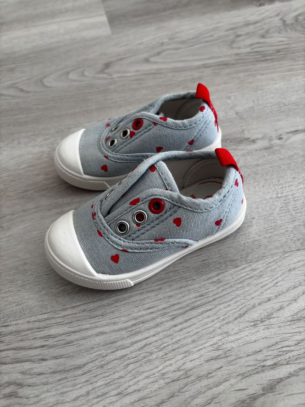 Scarpe per ragazzi: Kindersneakers Gr. 19 – Nuovo (secondo la descrizione) da Hochfelden venduto da rub_rnw5 3