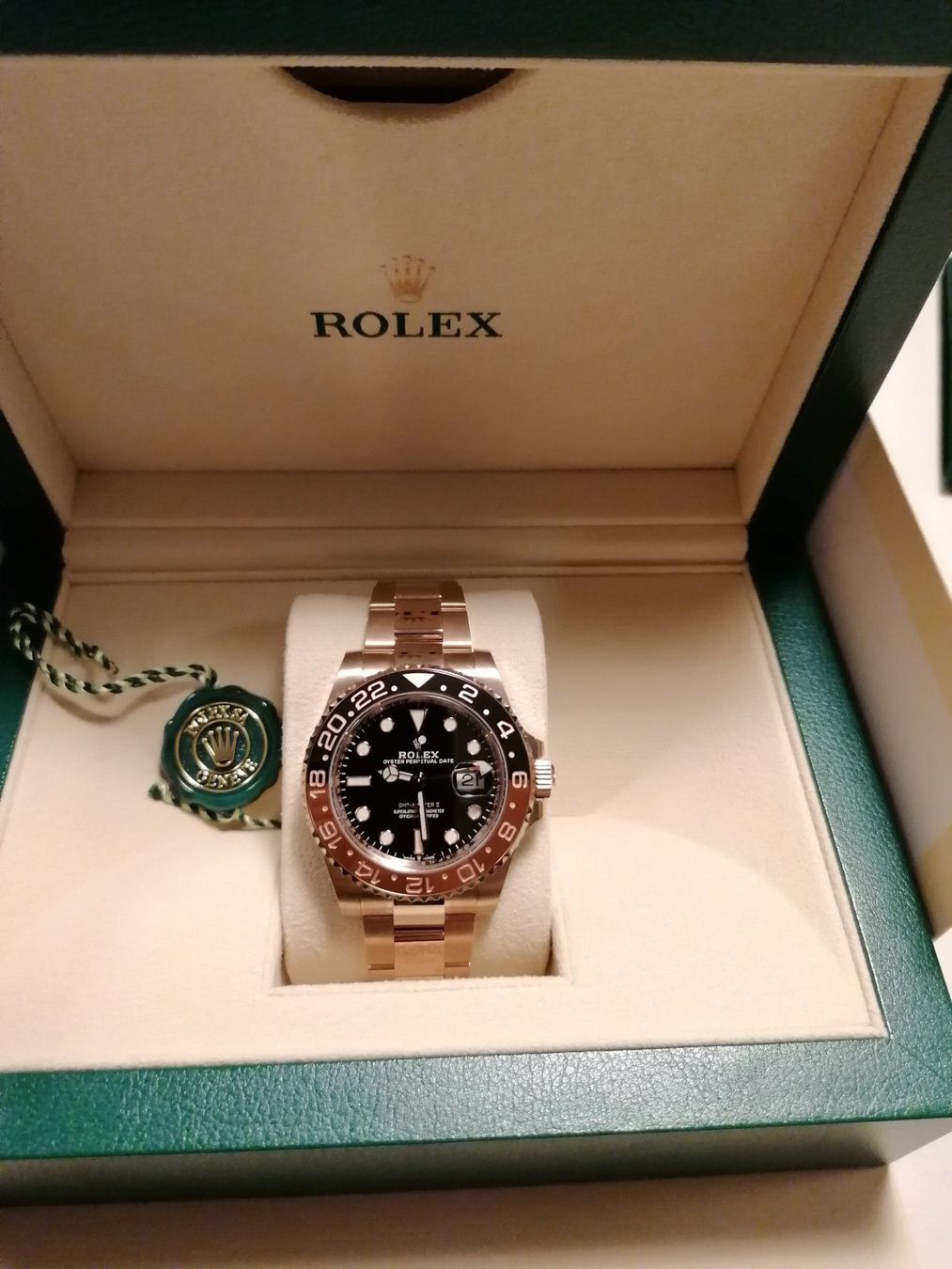 Rolex Orologi: Rolex GMT-Master II 126715CHNR Full Set NEW Rootbeer – Nuovo e nell'imballaggio originale da Sursee venduto da watch-hunter13 3