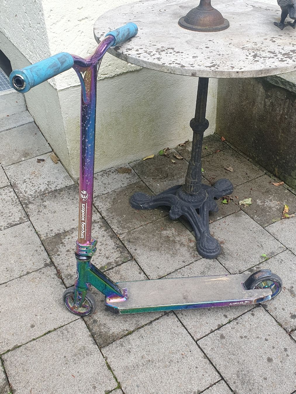 Kickboard: Metro Longway Scooter Rainbow – Usato da Aarau venduto da mouse06