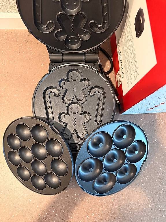 Moules à gâteaux: Waffel-, Cakepop- & Donut-Maker  3 in 1 – D'occasion à Zizers par giu_rr68 1