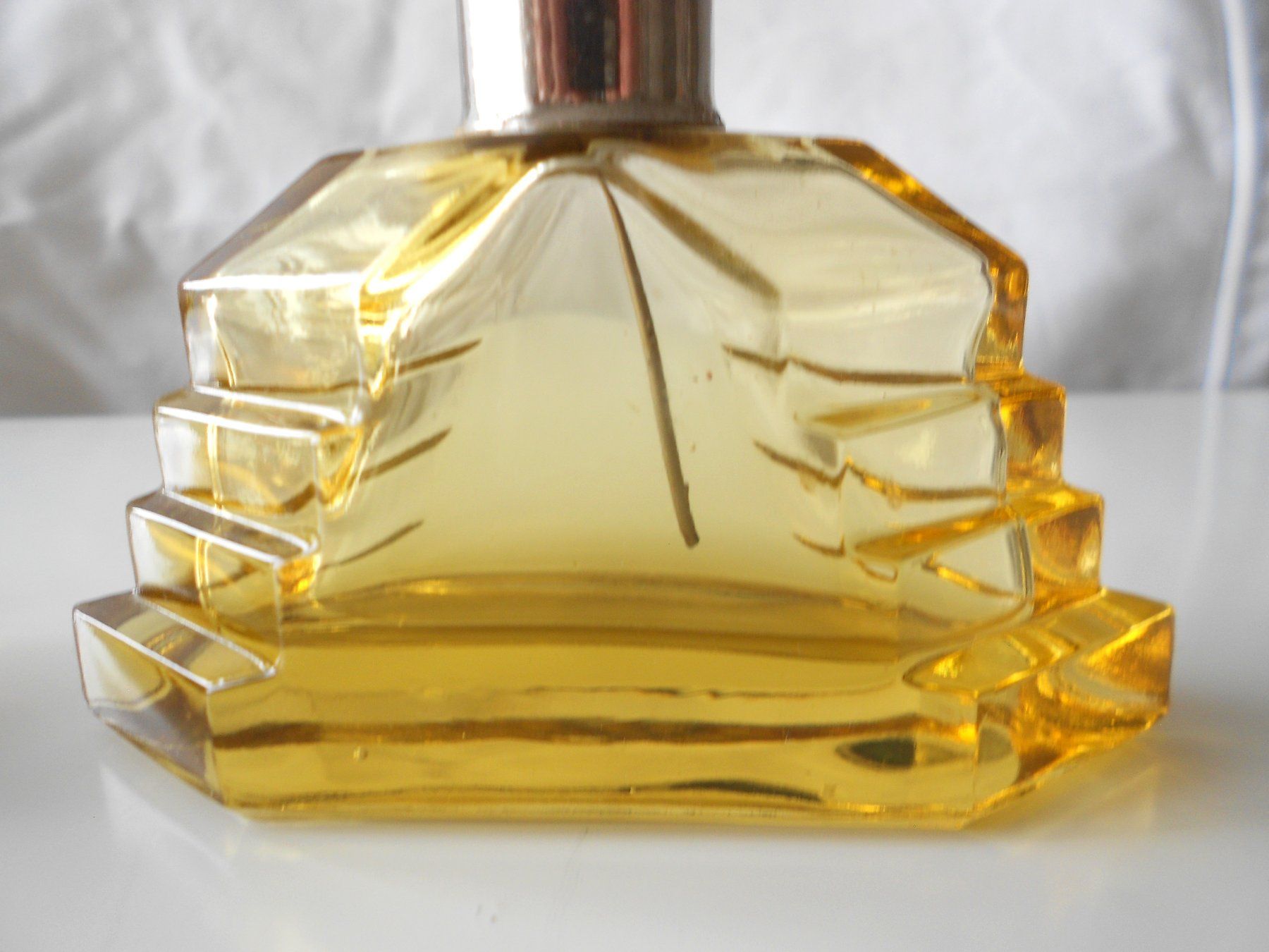 Flaconi: Art Deco Kristall Flacons um 1925 – Usato da Dübendorf venduto da ArtExpression 4