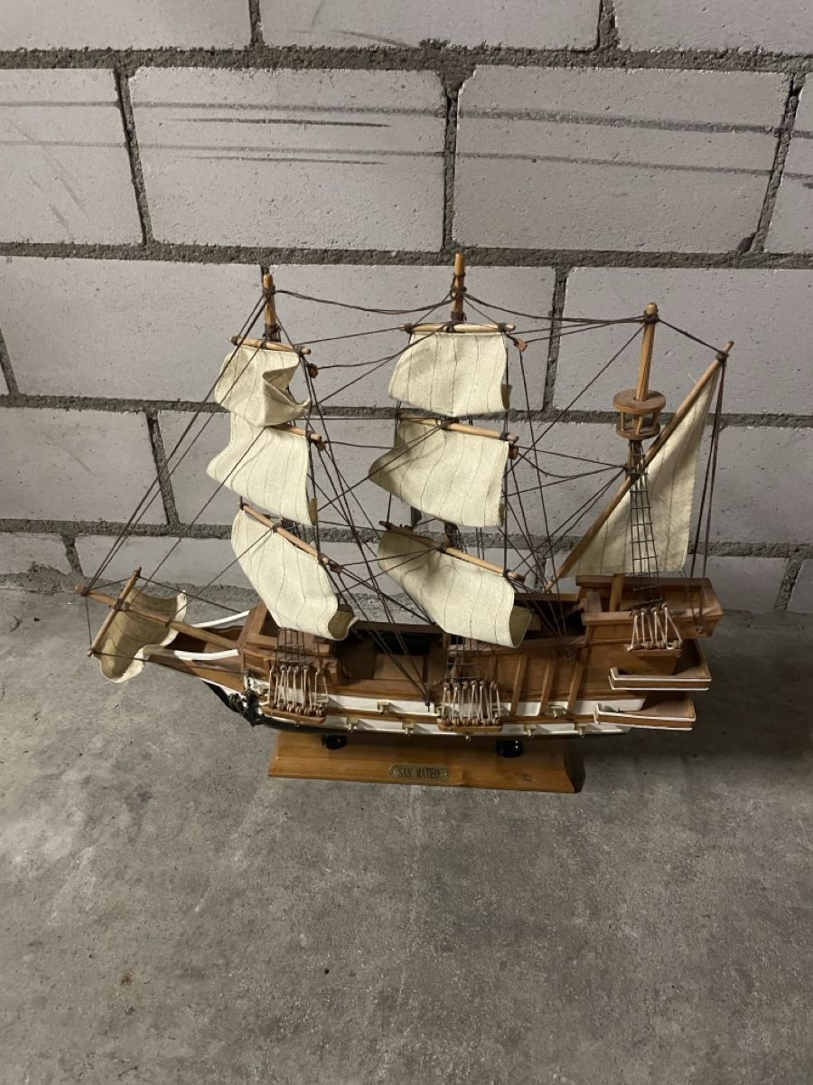 Tutte le decorazioni: Holzschiff - Kriegsschiff 3 Mast – Nuovo (secondo la descrizione) da Suhr venduto da mal_89fb