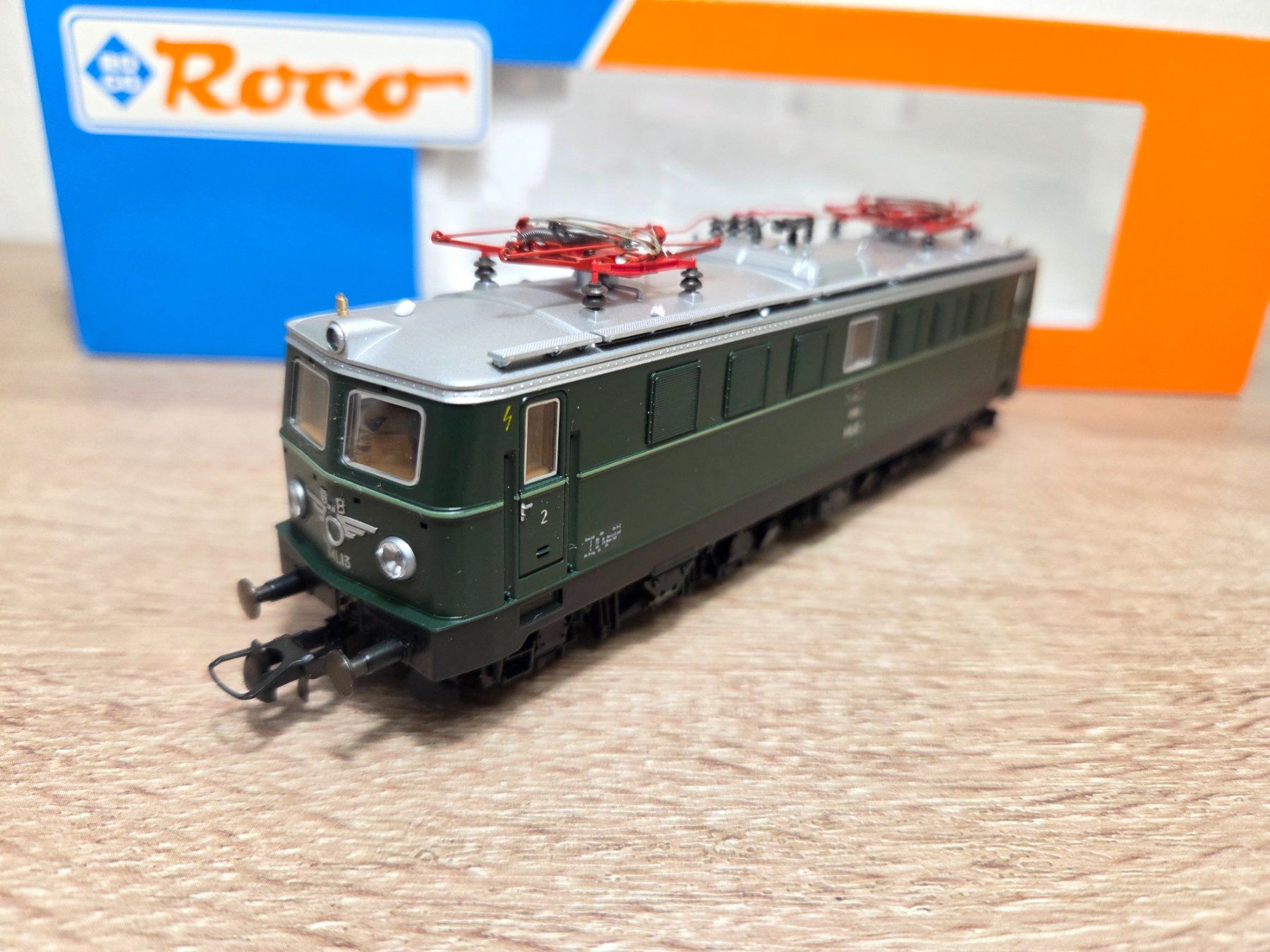 Roco Modellini di ferrovie: Roco 43962 E-Lok 1141 ÖBB H0 – Usato da St-Aubin-Sauges venduto da Lo_Go 2