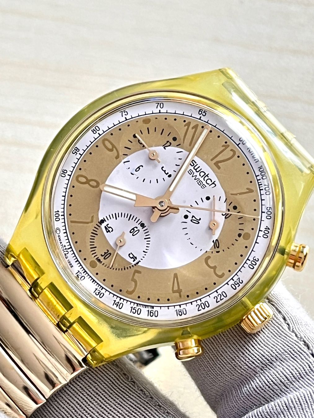Swatch Orologi: Swatch Chronograph Uhr Goldig-Gelb – Usato da Grenchen venduto da chththl 6