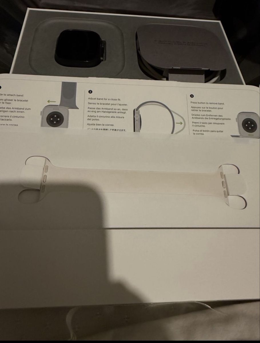 Apple Smartwatch: Apple Watch Ultra 3 noire, GPS + Cellular – Gebraucht aus aubonne von x_yz 3