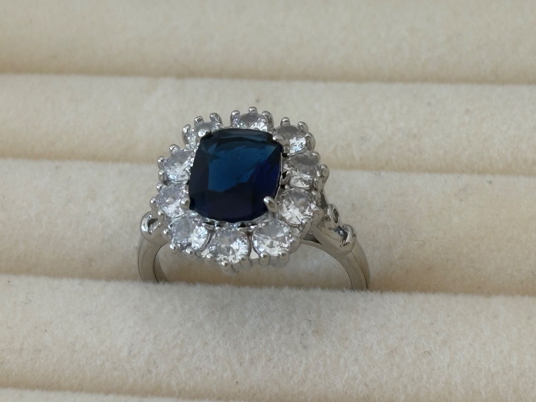 Anelli: Luxus Elegante Gr.18/8 Ring Farbe: Silber/blau – Nuovo (secondo la descrizione) da Biel-Bienne venduto da Roserosse13 2
