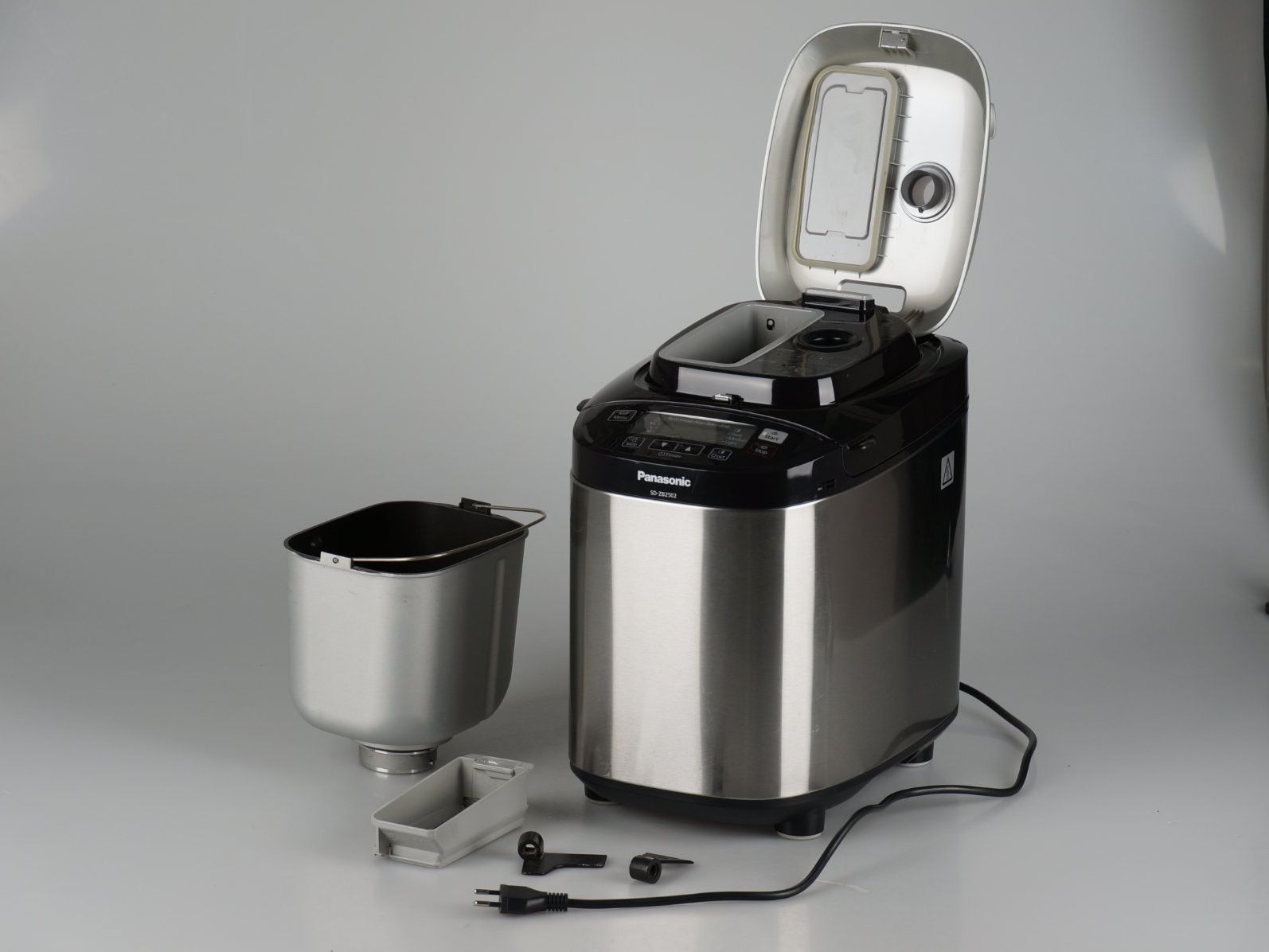 Elettrodomestici da cucina: Panasonic SD-ZB2502 (Brotbackautomat) – Usato da Rüti ZH venduto da Restwert_Rueti_ZH 1
